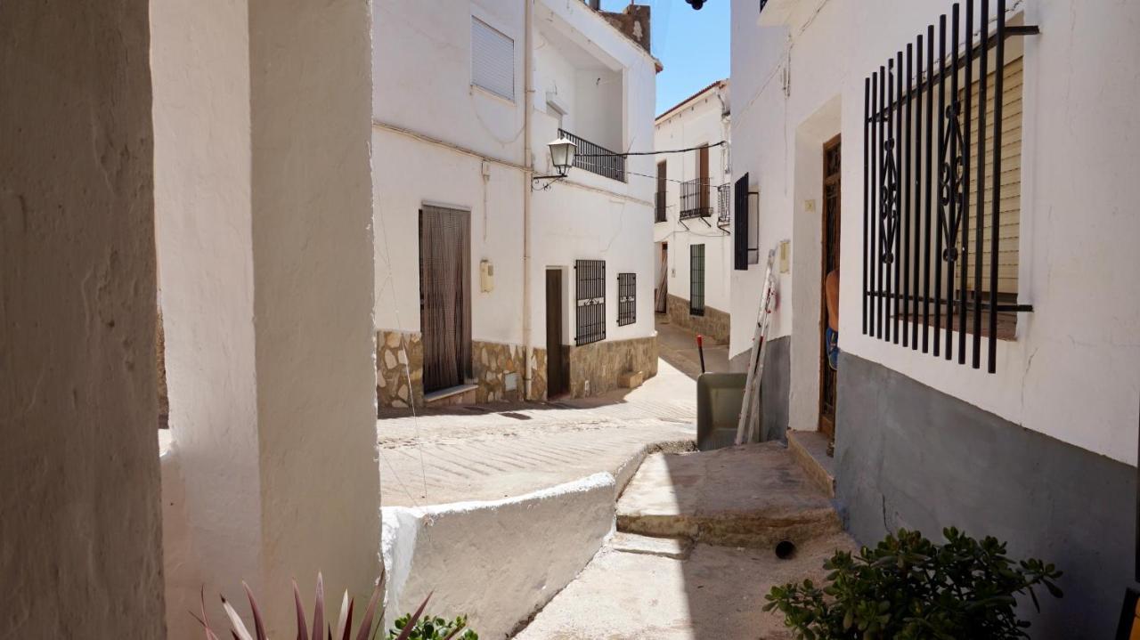 Casa Amigos Sorvilan - La Almendra Eksteriør billede